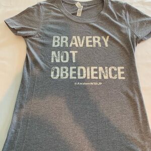 T shirt size xs